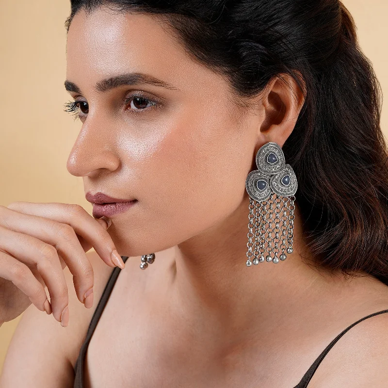 Teejh Mrinal Silver Grey Earring