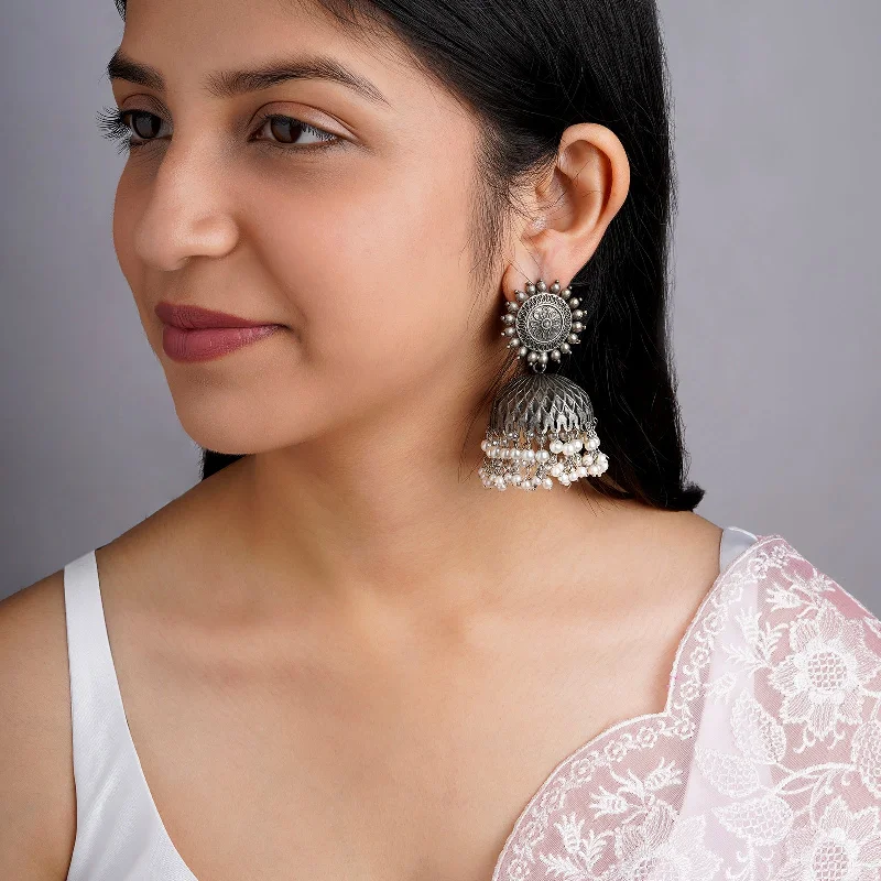 Vedha Silver Oxidised Pearl Earring